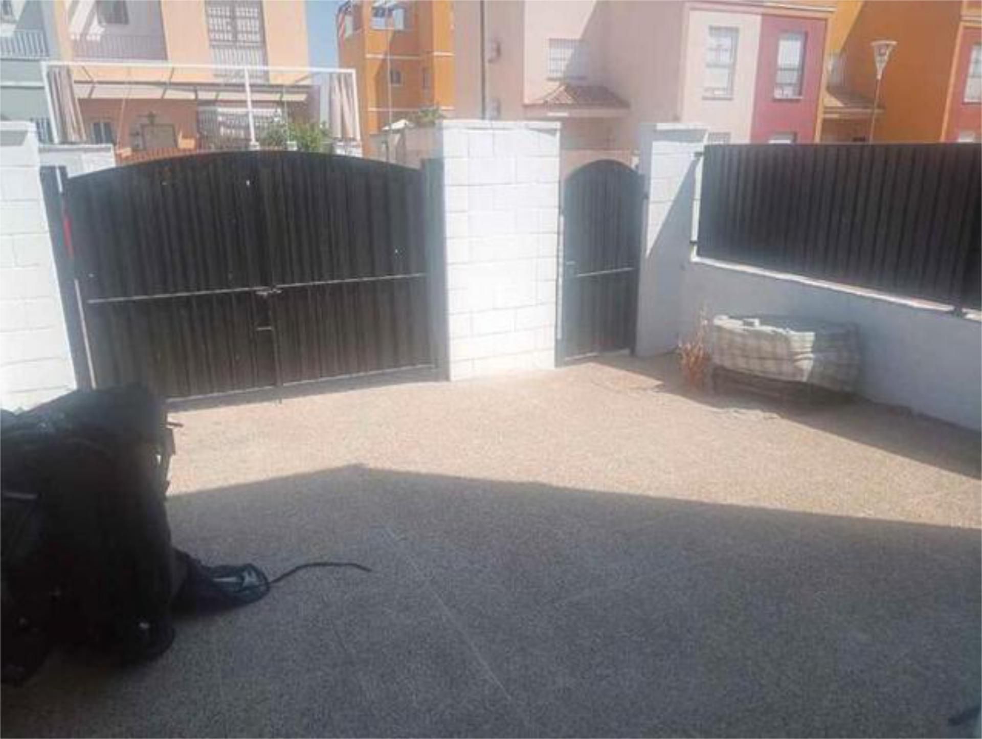 Garage to rent in Gerena