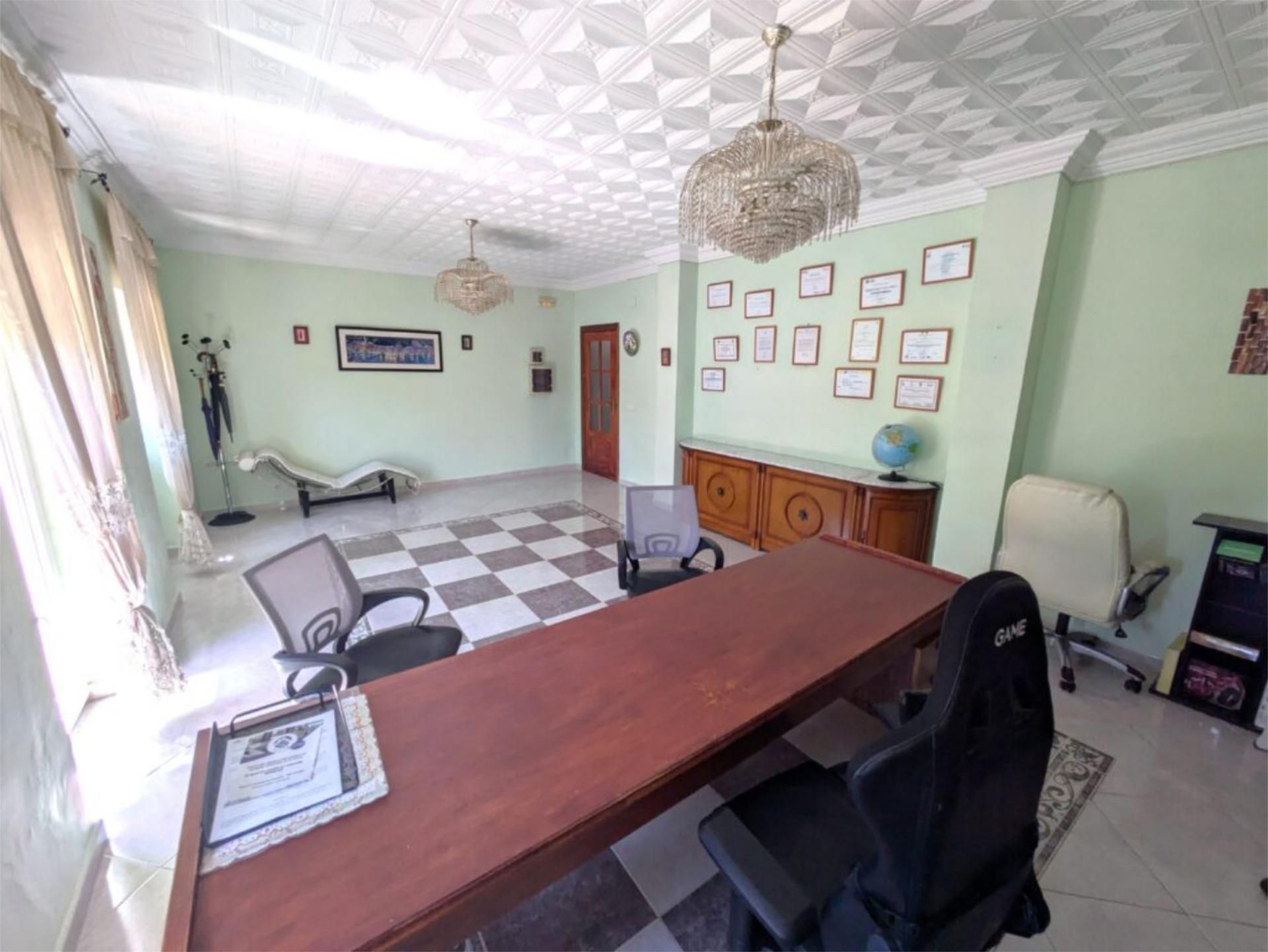 Flat to rent in Calle de Vía Ensanche, 3, Centro