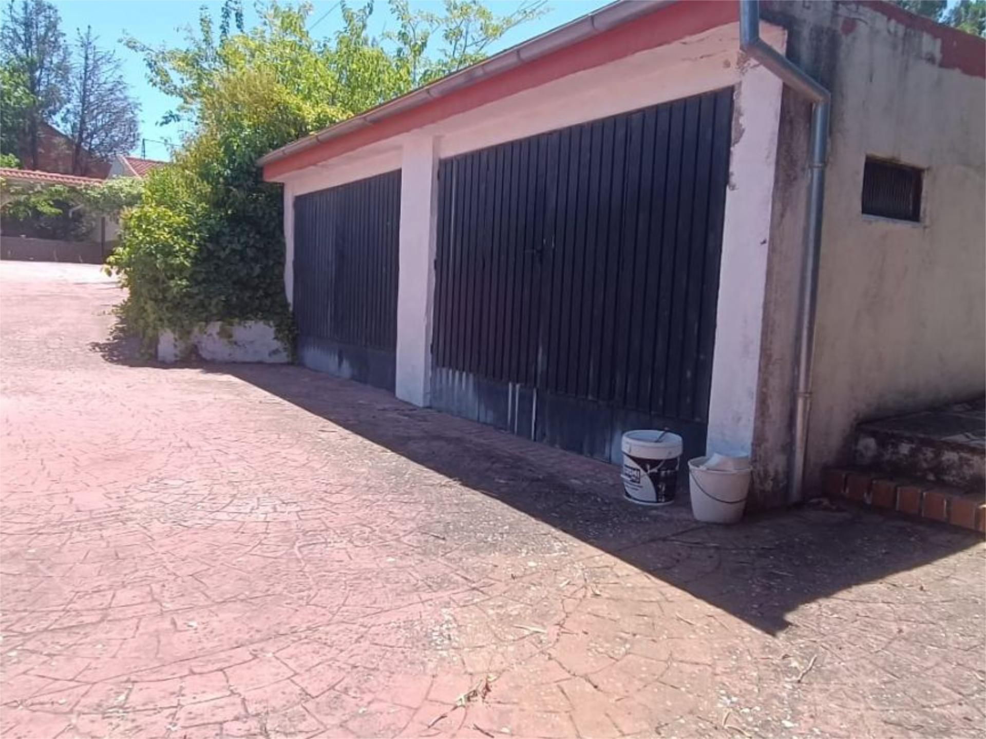 Vista exterior de Casa o xalet en venda en El Viso de San Juan amb Aire condicionat, Terrassa i Piscina