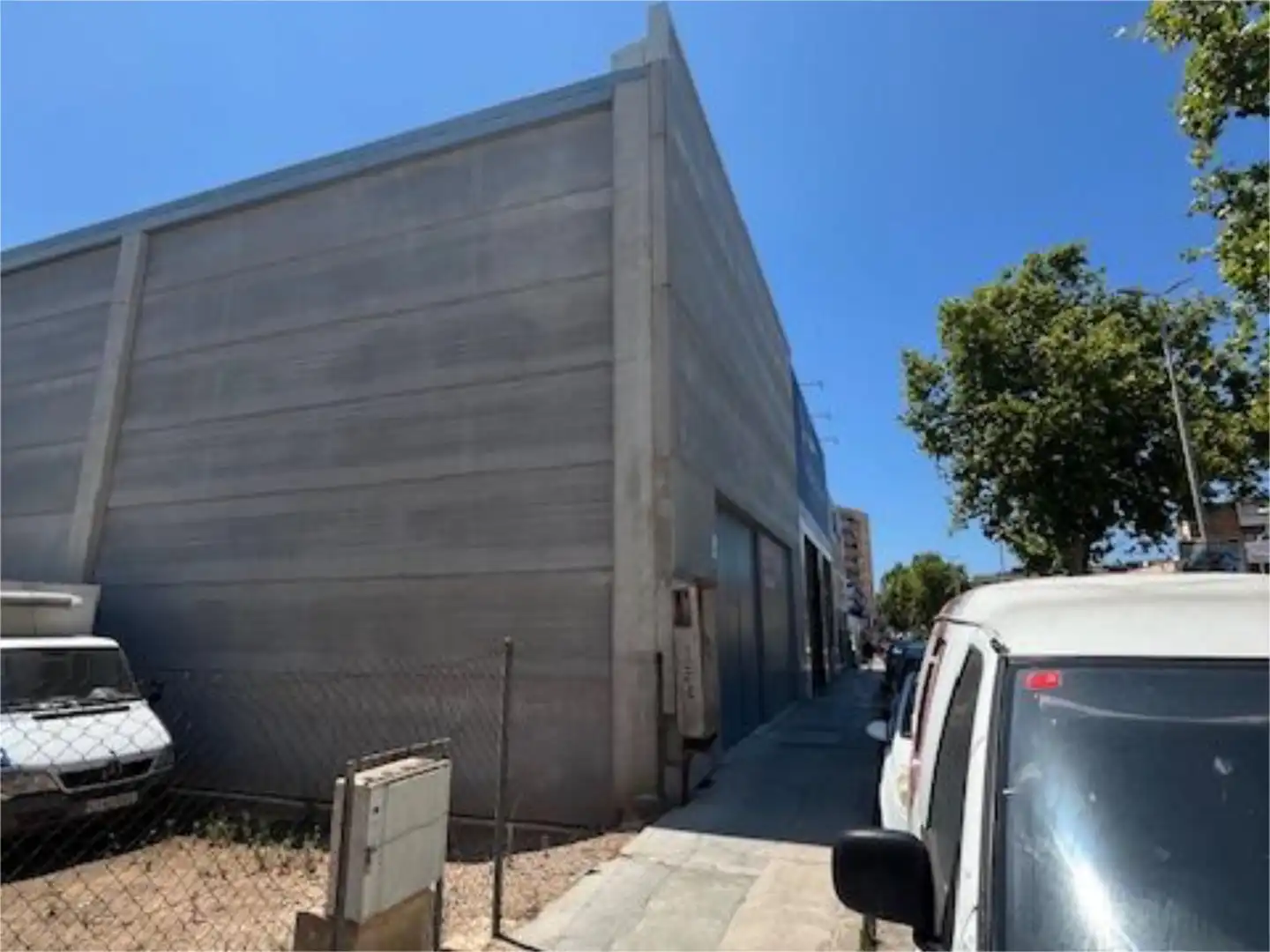 Fabrikhallen zur Miete in Avinguda d'Eduard Toldrà, 39, La Geltrú - Sant Jordi Außenansicht von Fabrikhallen zur Miete in Vilanova i la Geltrú