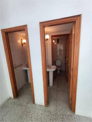 Local comercial en Alquiler en Chimisay - Las Delicias - Miramar