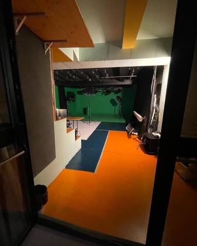 Local comercial en Alquiler en Calle San Juan de Aznalfarache, 21a en Hacienda - La Cartuja