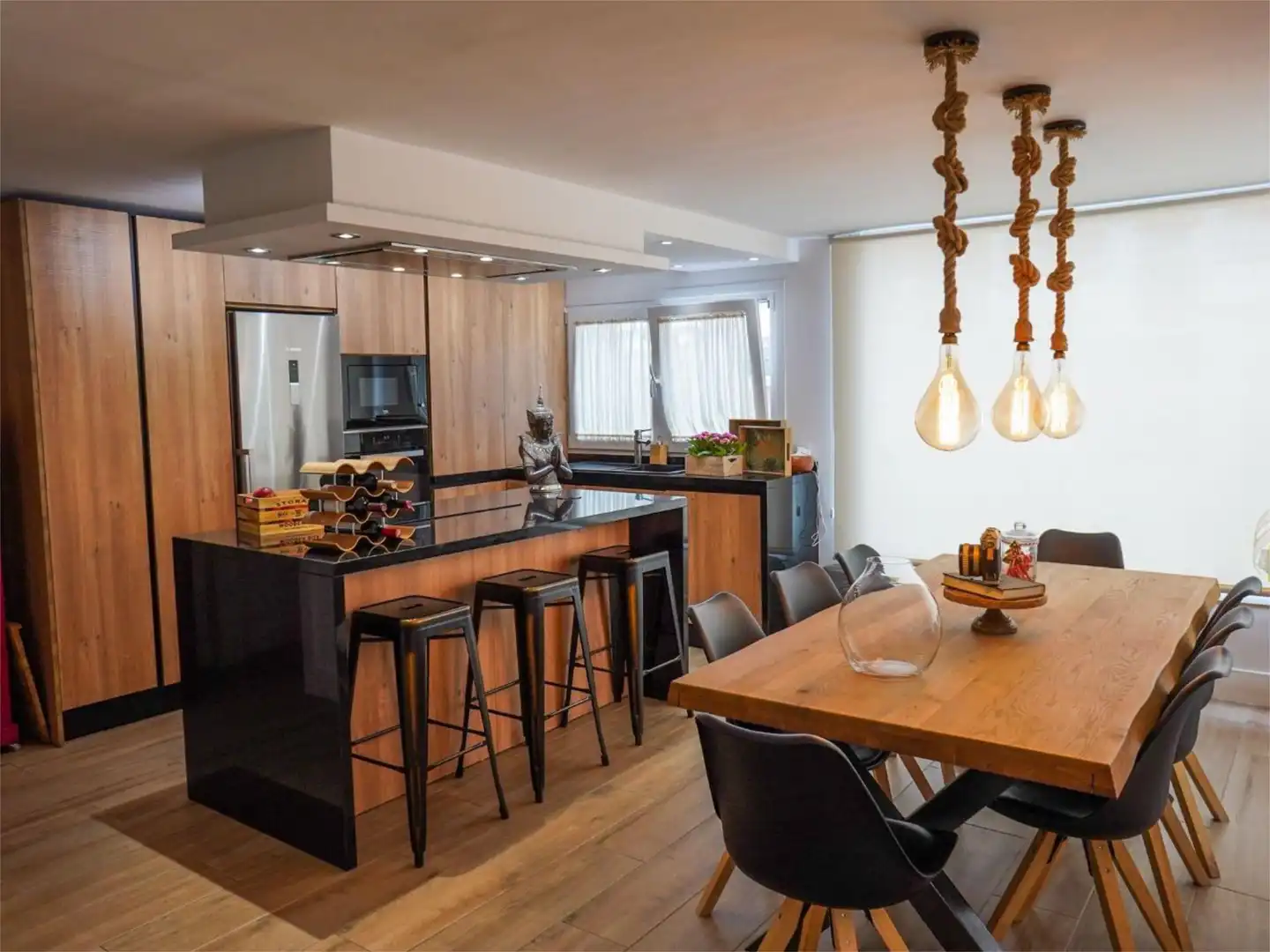 Detached homes for sale in Los Nadales - Tio Charles Kitchen of Detached homes for sale in Benalmádena with Air Conditioner, Heating and Private garden