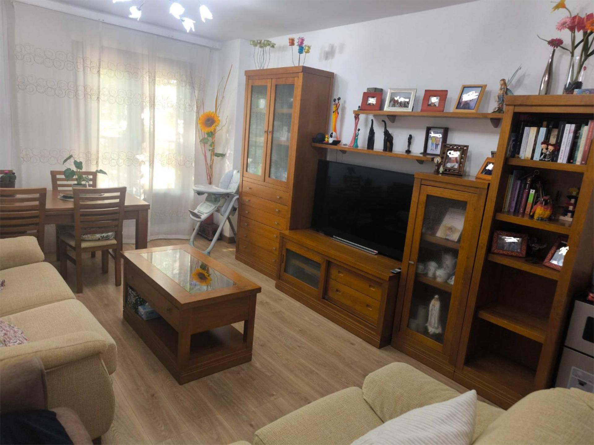 Sala d'estar de Pis en venda en Ciudad Real Capital amb Aire condicionat, Calefacció i Parquet