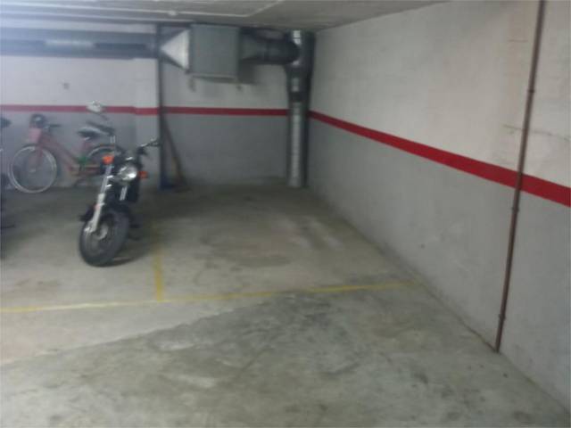 Garaje en Venta en Plaça Del Mas, 4 en Molins de Rei