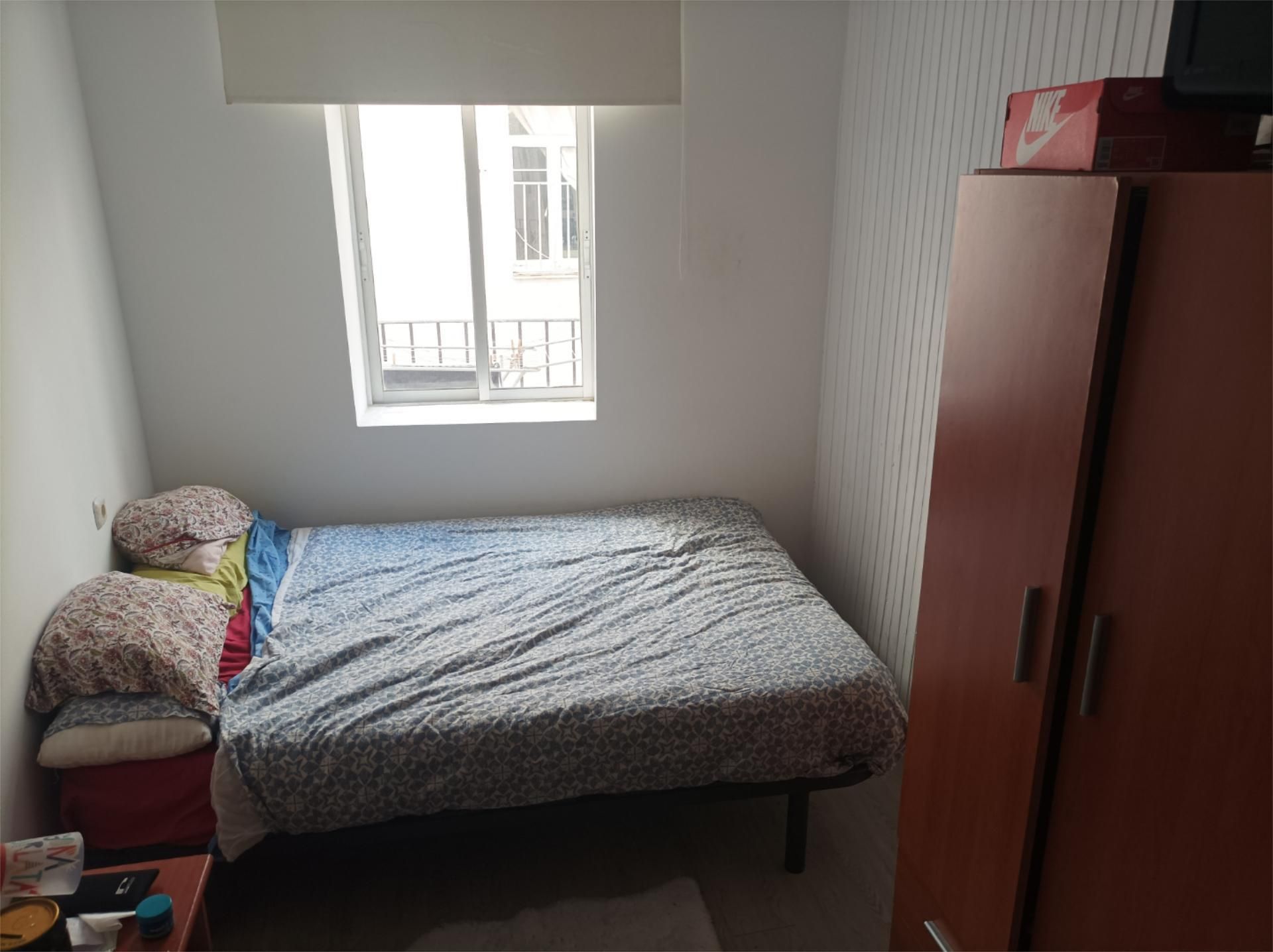Dormitori de Pis per a compartir en Málaga Capital amb Parquet, Moblat i Forn