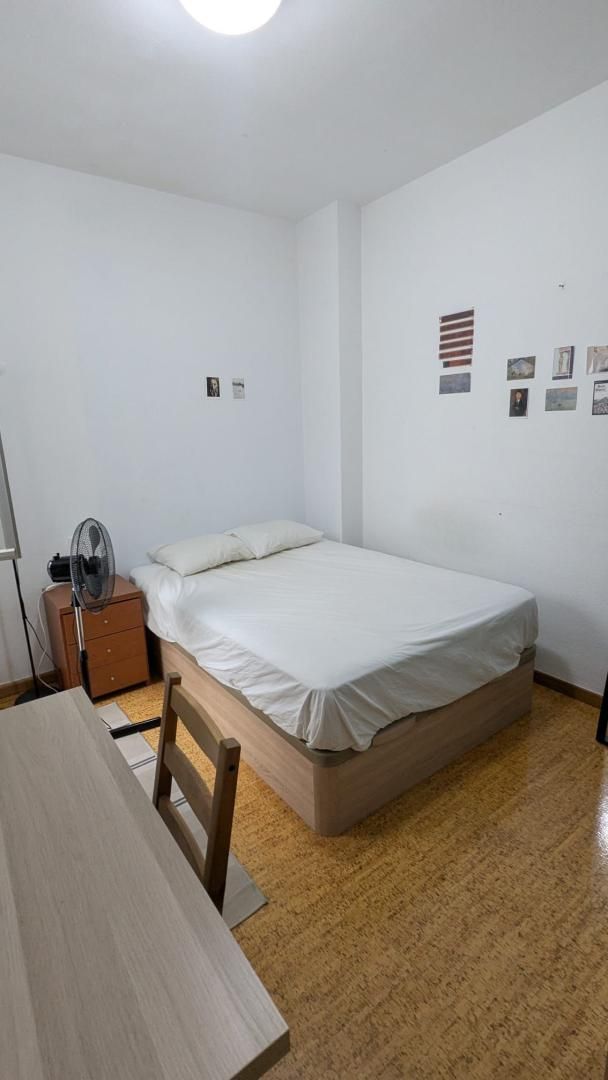 Dormitori de Pis per a compartir en  Barcelona Capital amb Aire condicionat, Calefacció i Parquet