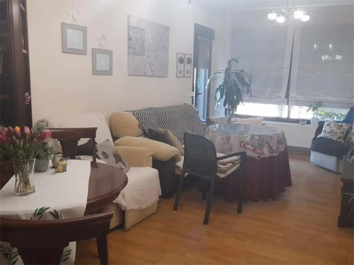 Room in Avenida Patrimonio de la Humanidad, 4, Hervencias Altas - El Pinar