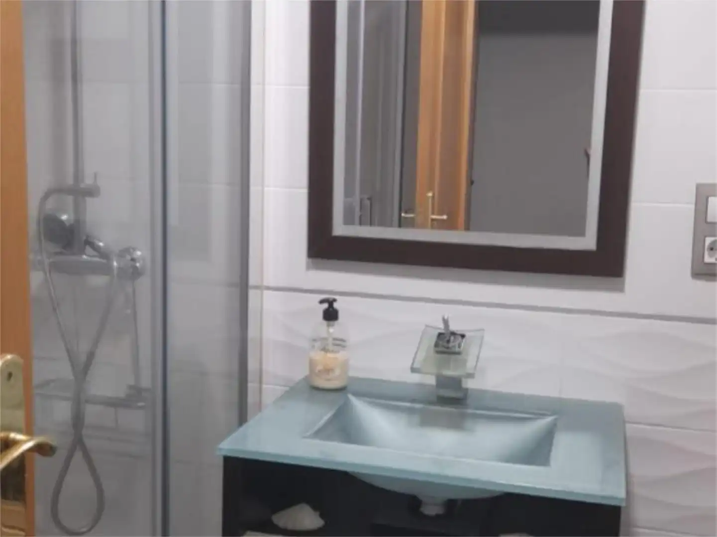 Room in Avenida Patrimonio de la Humanidad, 4, Hervencias Altas - El Pinar