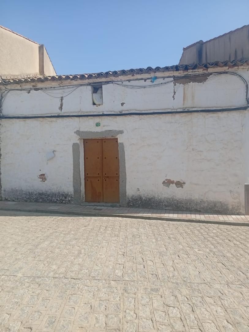 Vista exterior de Casa adosada en venda en Fuente la Lancha