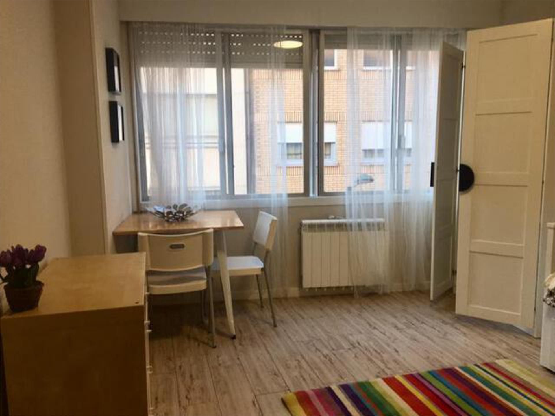Dormitori de Apartament de lloguer en Ferrol