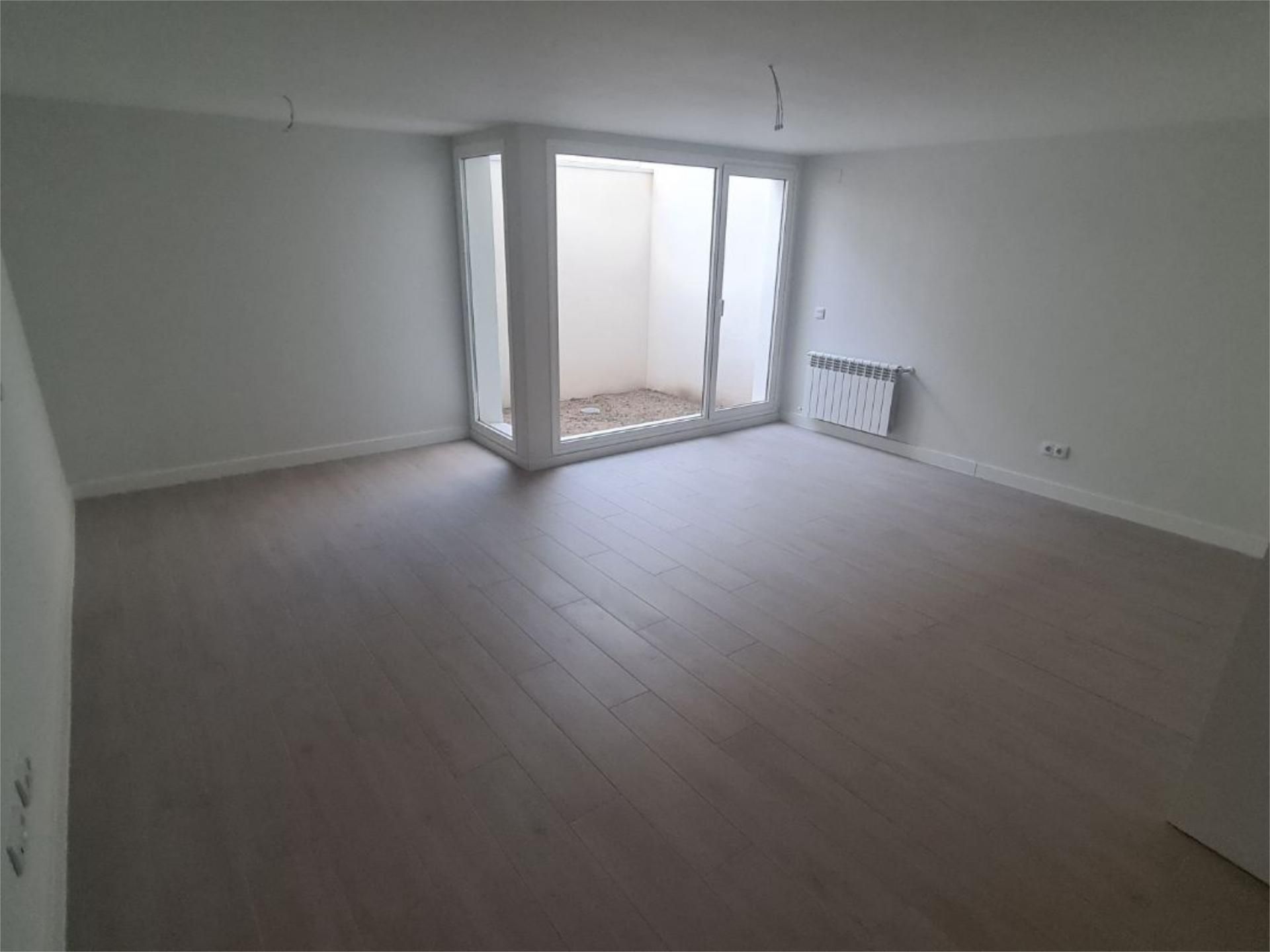 Sala d'estar de Pis de lloguer en Alcorcón amb Calefacció, Jardí privat i Terrassa