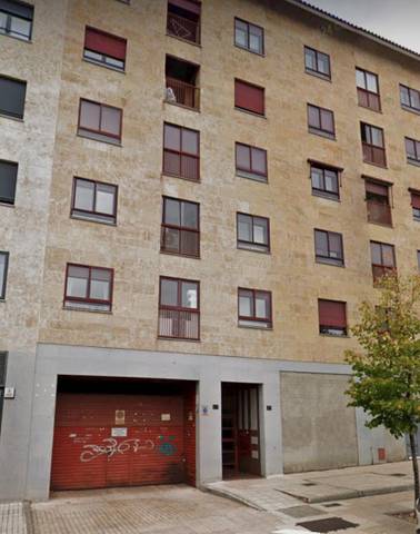 Garaje en Venta en Calle El Bierzo, 25 en Capuchinos - Glorieta - Ciudad Jardín