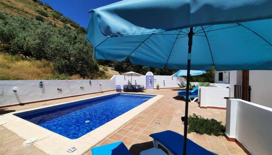 Finca rústica en venda a Calle Real, 24, Iznájar, Córdoba - imatge 1 Foto 1 de Finca rústica en venda a Calle Real, 24, Iznájar, Córdoba