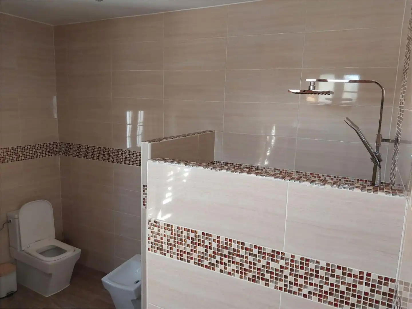 Country homes for sale in Calle Real, 24, Iznájar Bathroom of Country homes for sale in Iznájar with Air Conditioner, Heating and Private garden