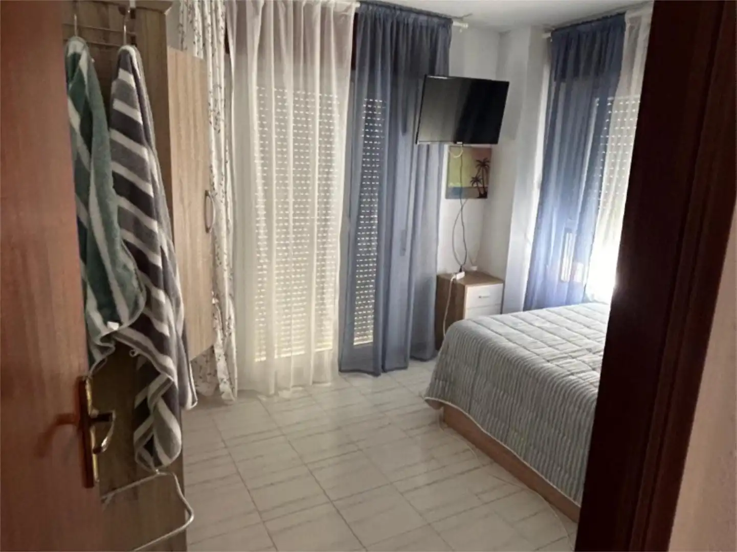 Dúplex en venta en Calle Arquitecto Larramendi, 9, Avenida Habaneras - Curva de Palangre Habitación de Dúplex en venta en Torrevieja con Aire acondicionado, Terraza y Balcón