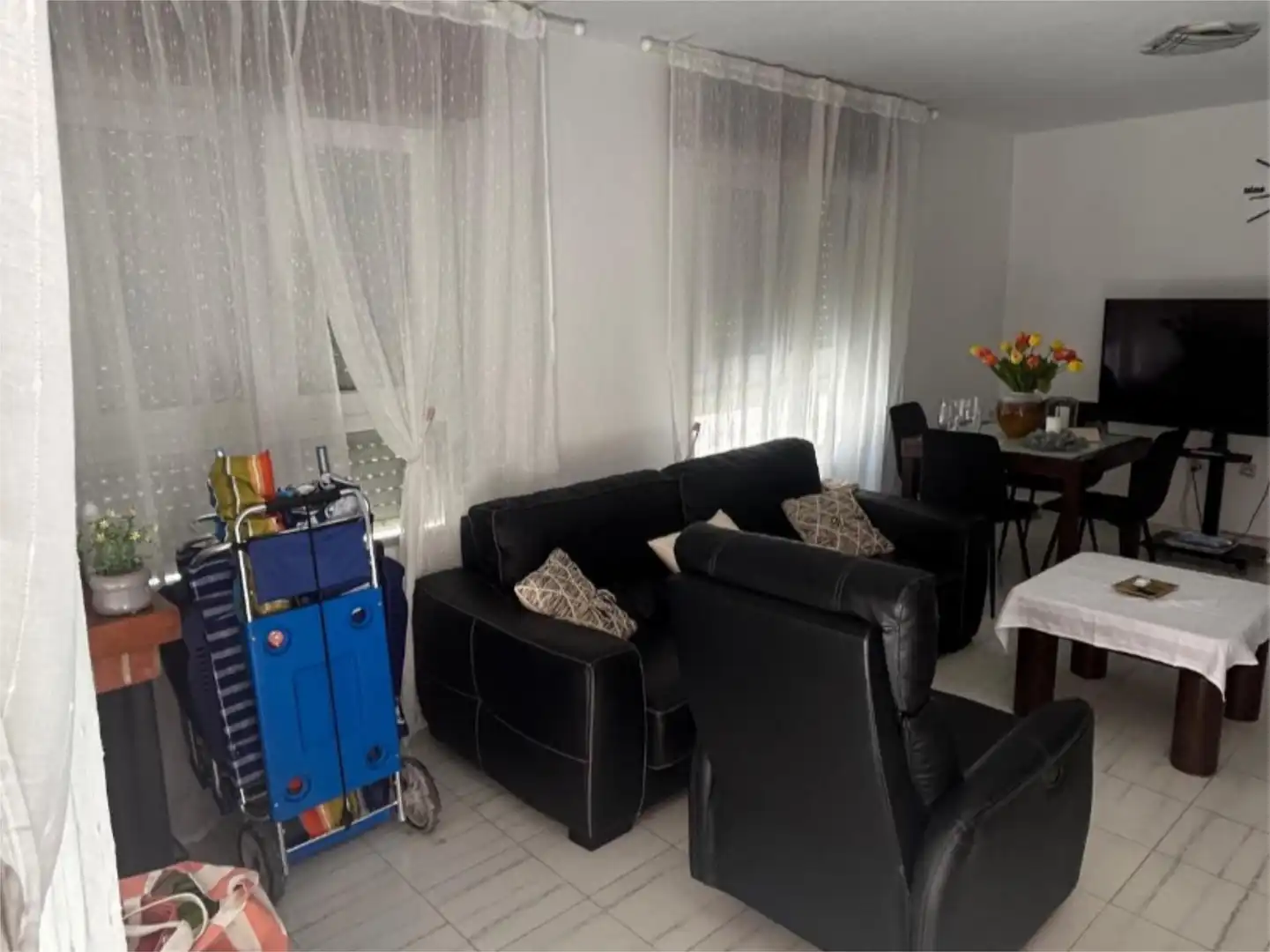 Dúplex en venta en Calle Arquitecto Larramendi, 9, Avenida Habaneras - Curva de Palangre Sala de estar de Dúplex en venta en Torrevieja con Aire acondicionado, Terraza y Balcón