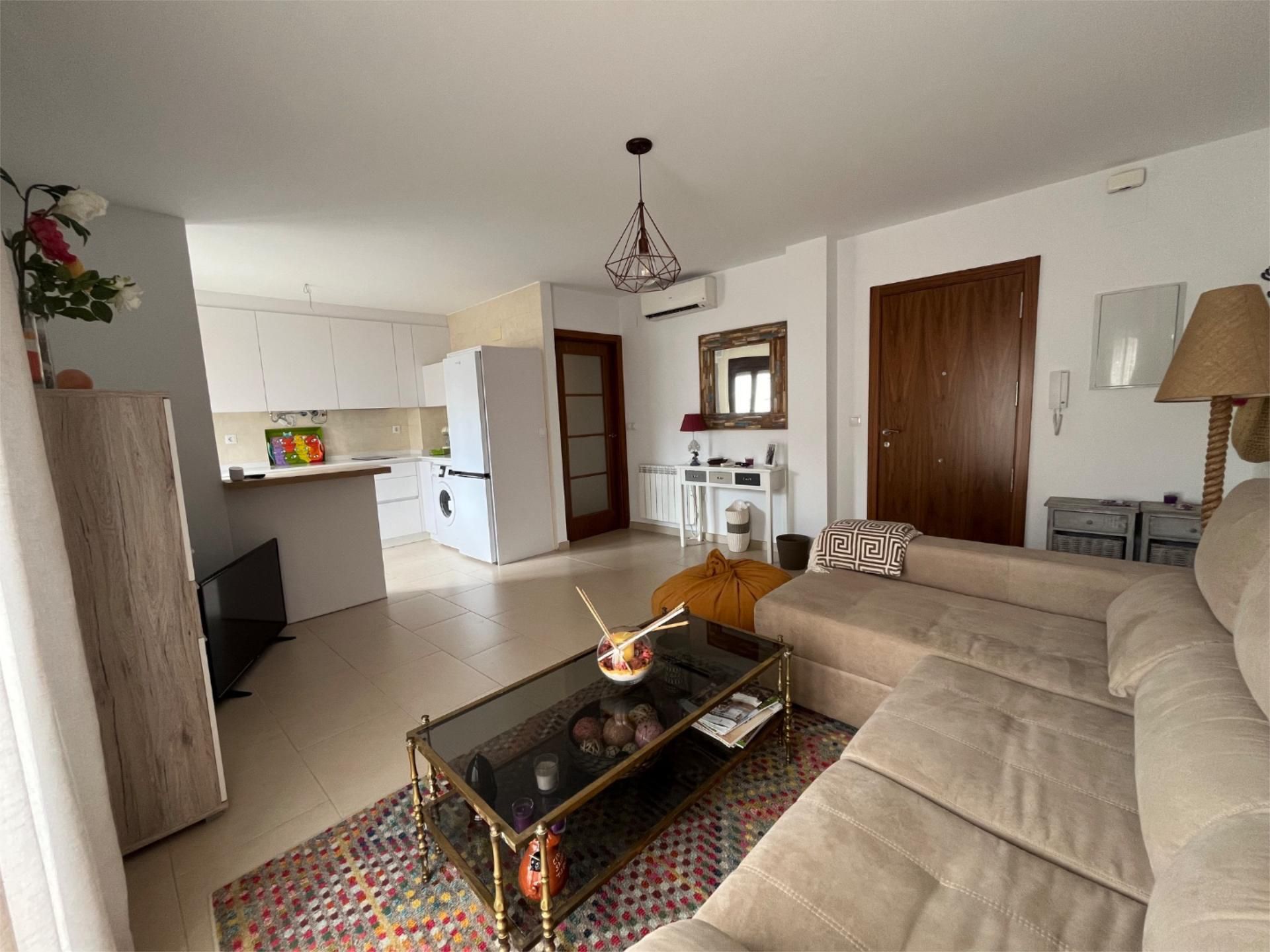 Living room of Flat to rent in Almendralejo  with Air Conditioner and Balcony