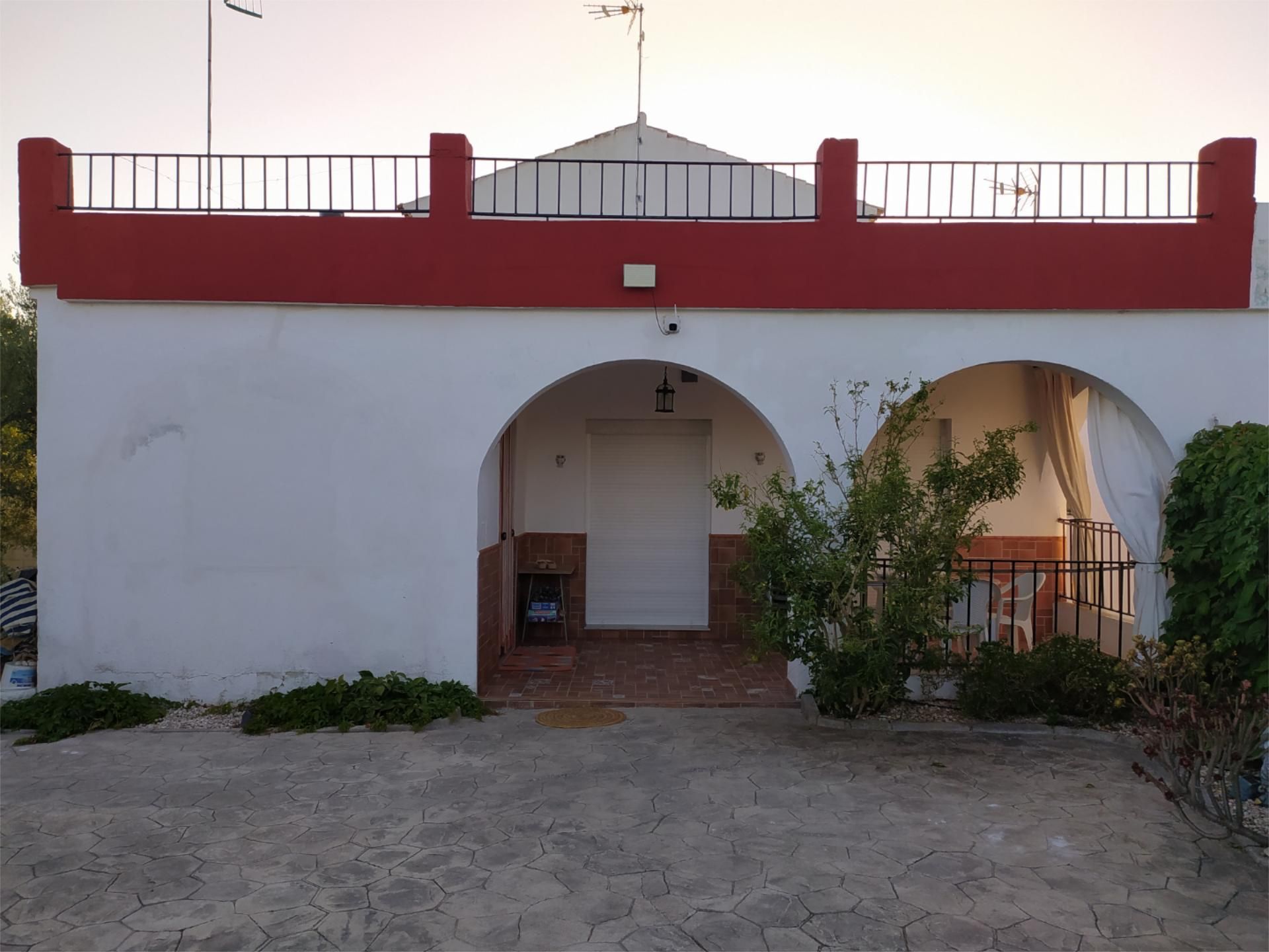 Exterior view of House or chalet for sale in Arahal  with Air Conditioner, Private garden and Parquet flooring