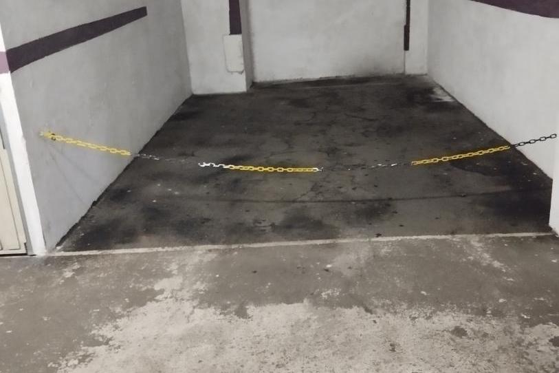 Foto 1 de Garatge en venda a Calle el Bierzo, 7, Capuchinos - Glorieta - Ciudad Jardín, Salamanca