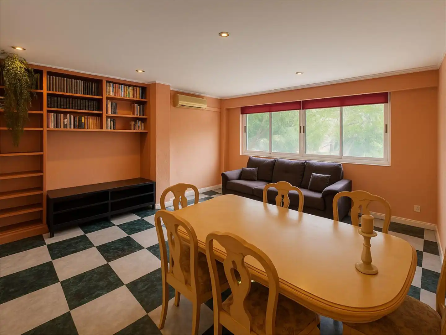 Flat for sale in Avenida de Antonio Ramos Carratalá, 90, Juan XXIII Dining room of Flat for sale in Alicante / Alacant with Air Conditioner and Swimming Pool