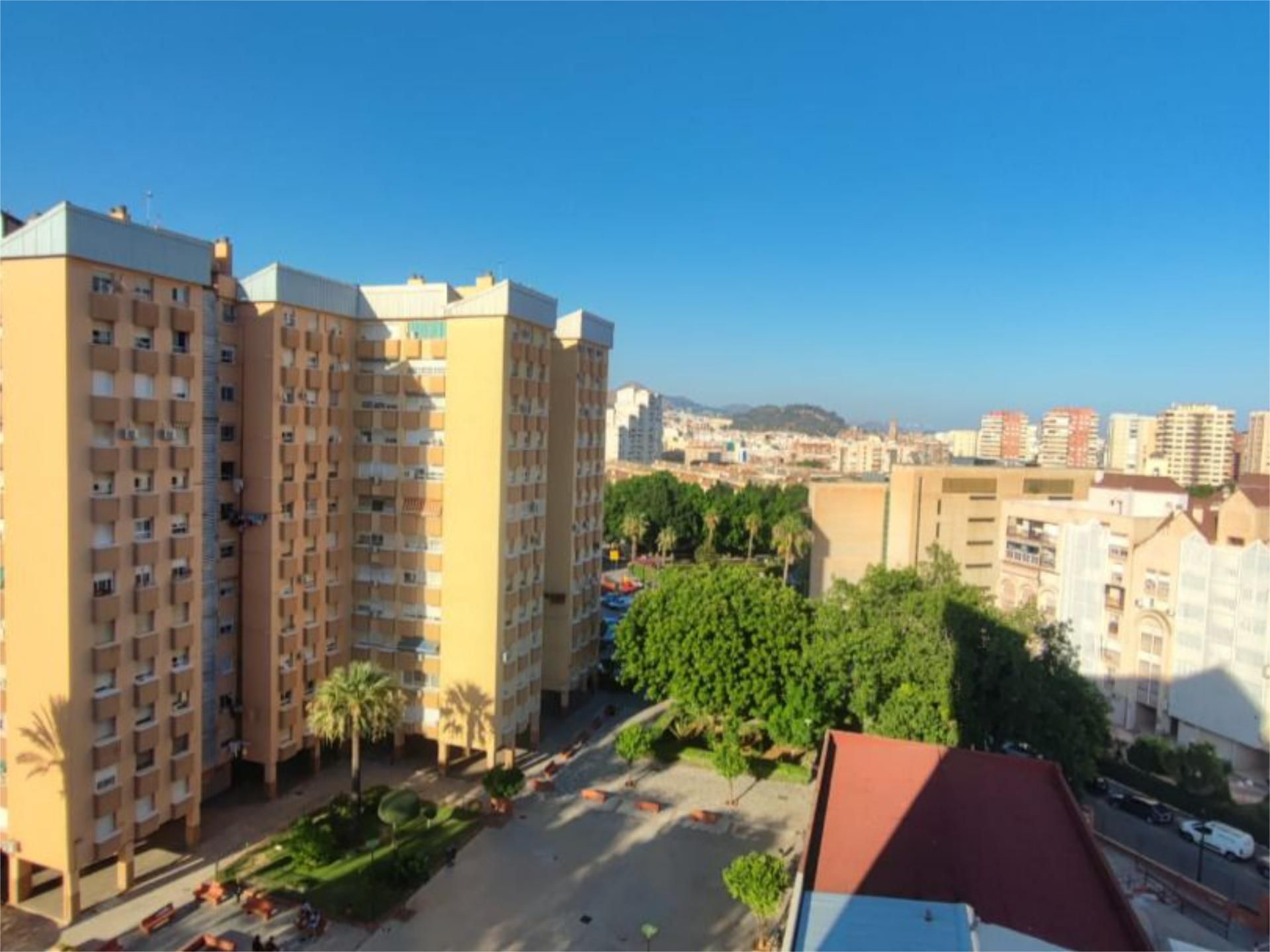 Vista exterior de Pis en venda en Málaga Capital amb Aire condicionat i Balcó