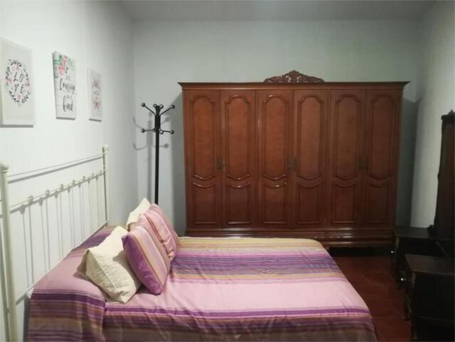 Dormitori de Casa o xalet de lloguer en Mérida amb Terrassa i Moblat