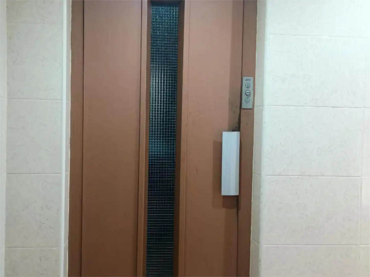 Piso en venta en Plaza Doce Mártires, 6, San Claudio - La Chantría Piso en venta en León Capital con Balcón