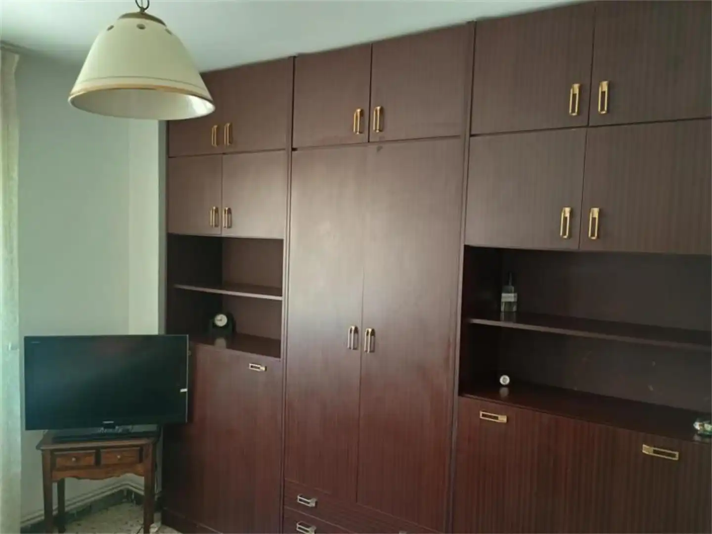Piso en venta en Plaza Doce Mártires, 6, San Claudio - La Chantría Habitación de Piso en venta en León Capital con Balcón