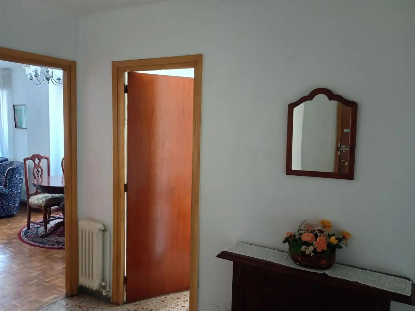 Piso en venta en Plaza Doce Mártires, 6, San Claudio - La Chantría Piso en venta en León Capital con Balcón