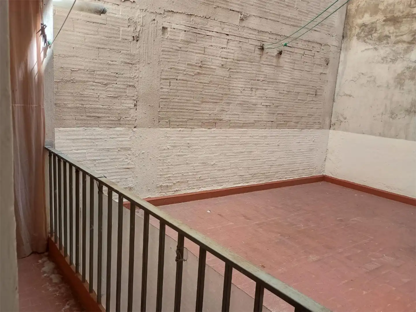 Piso en venta en Plaza Doce Mártires, 6, San Claudio - La Chantría Piso en venta en León Capital con Balcón