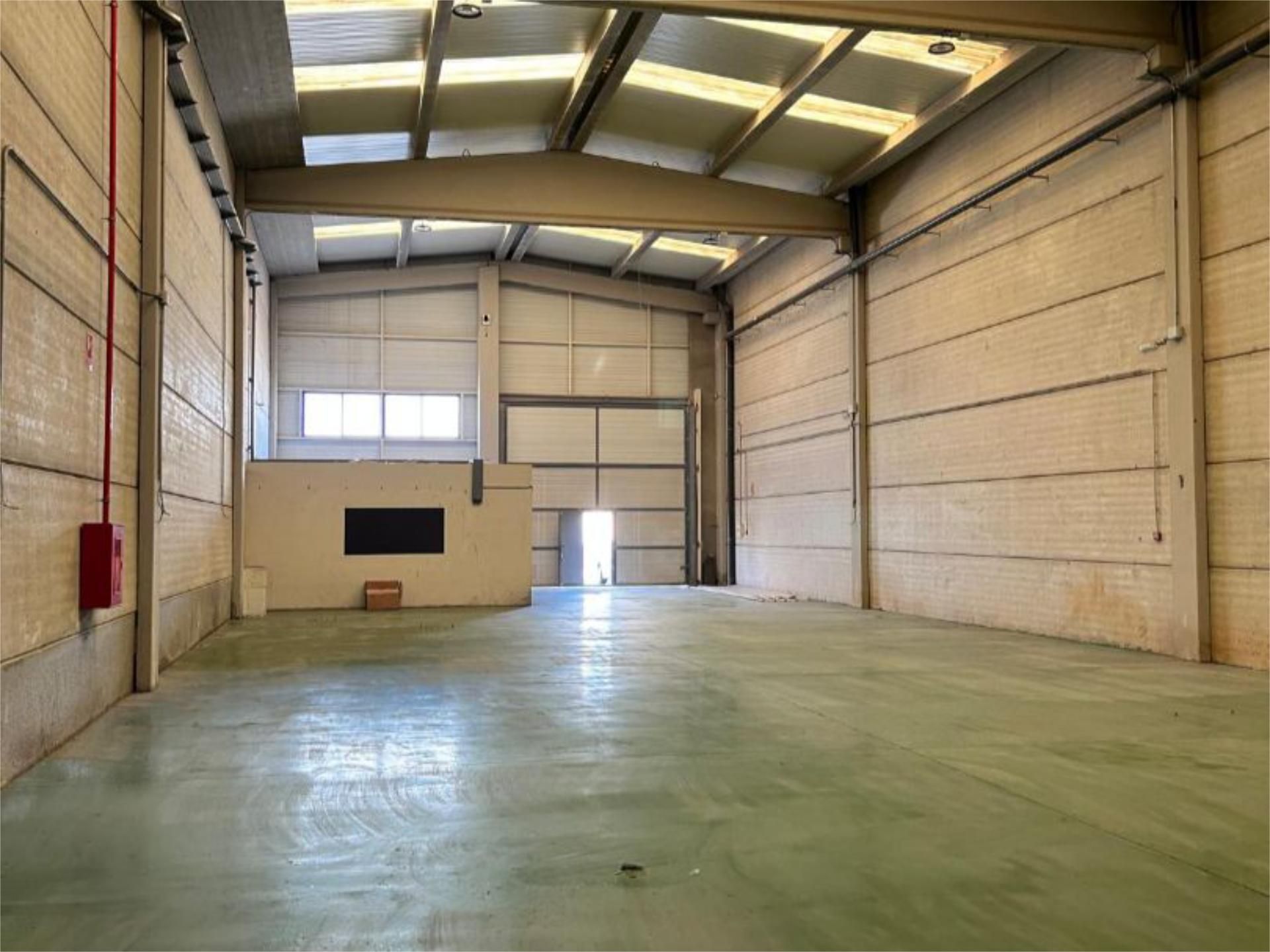 Industrial buildings to rent in Almazora / Almassora