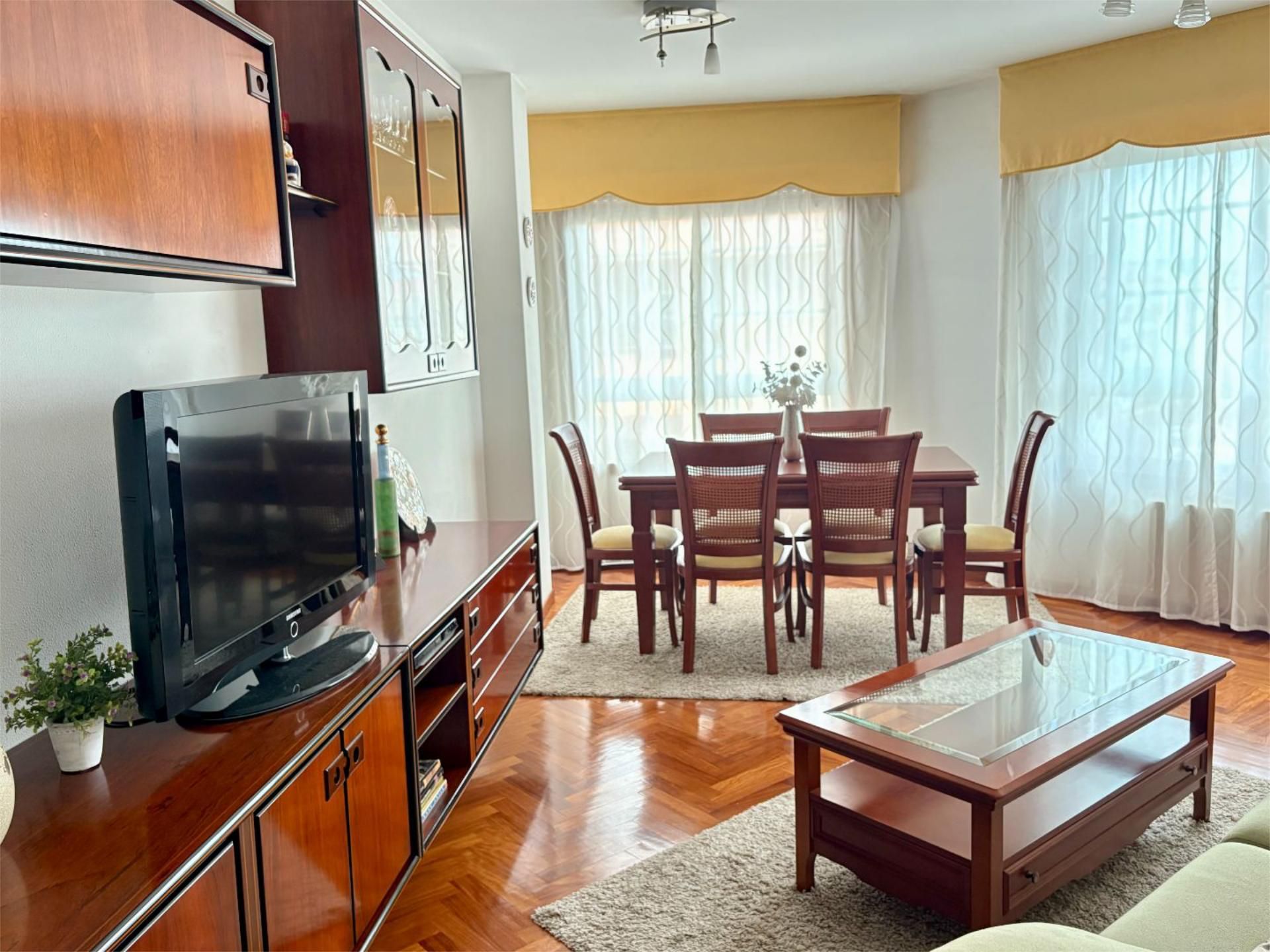 Esszimmer von Wohnung miete in Cambre  mit Heizung, Parkett und Abstellraum