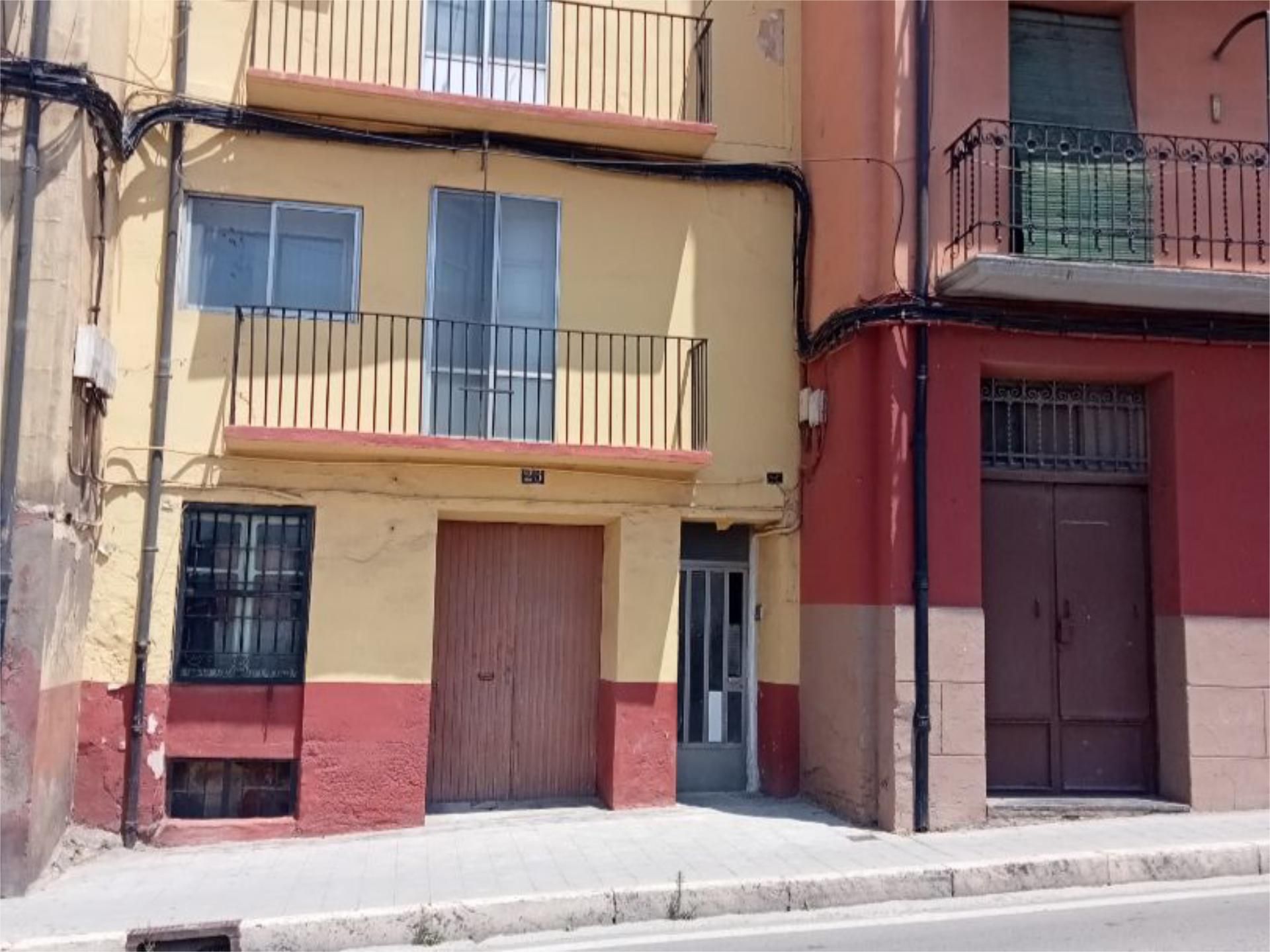 Exterior view of House or chalet for sale in  Teruel Capital  with Storage room, Furnished and Balcony