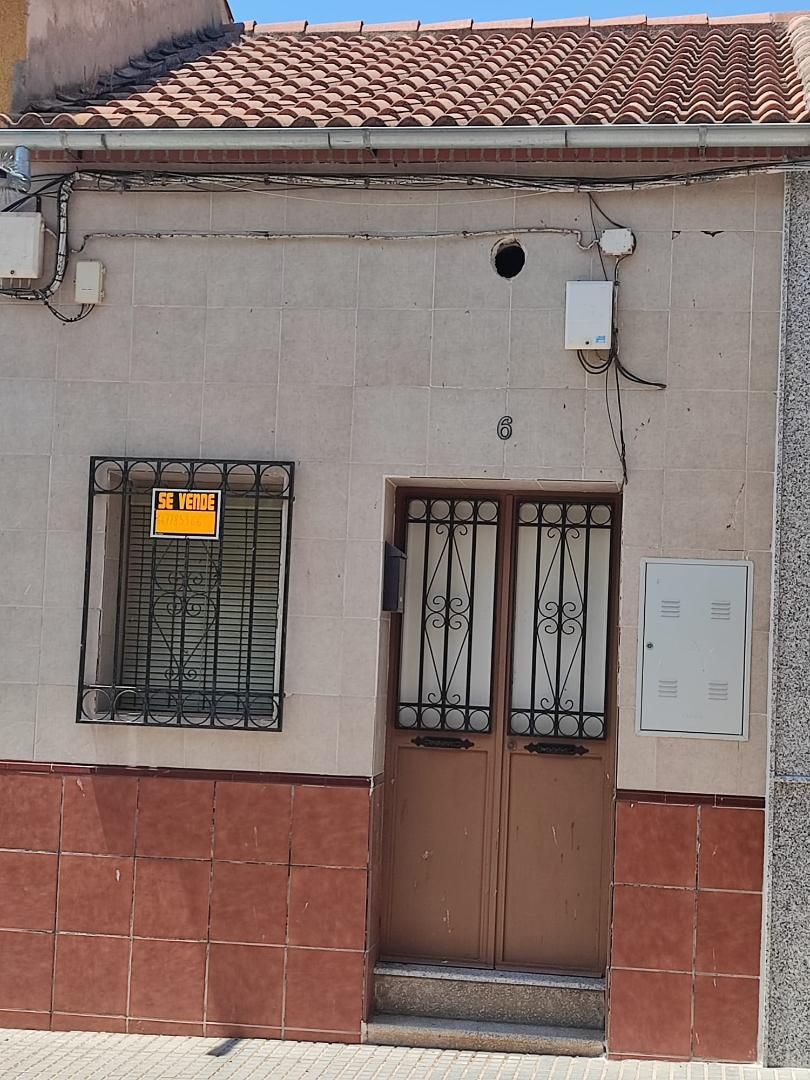 Vista exterior de Casa adosada en venda en Peñarroya-Pueblonuevo