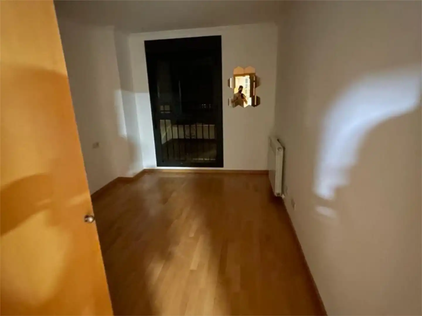 Flat for sale in Avinguda de Les Magnolies, 4, Núcleo Urbano Bedroom of Flat for sale in La Pobla de Vallbona with Terrace and Swimming Pool