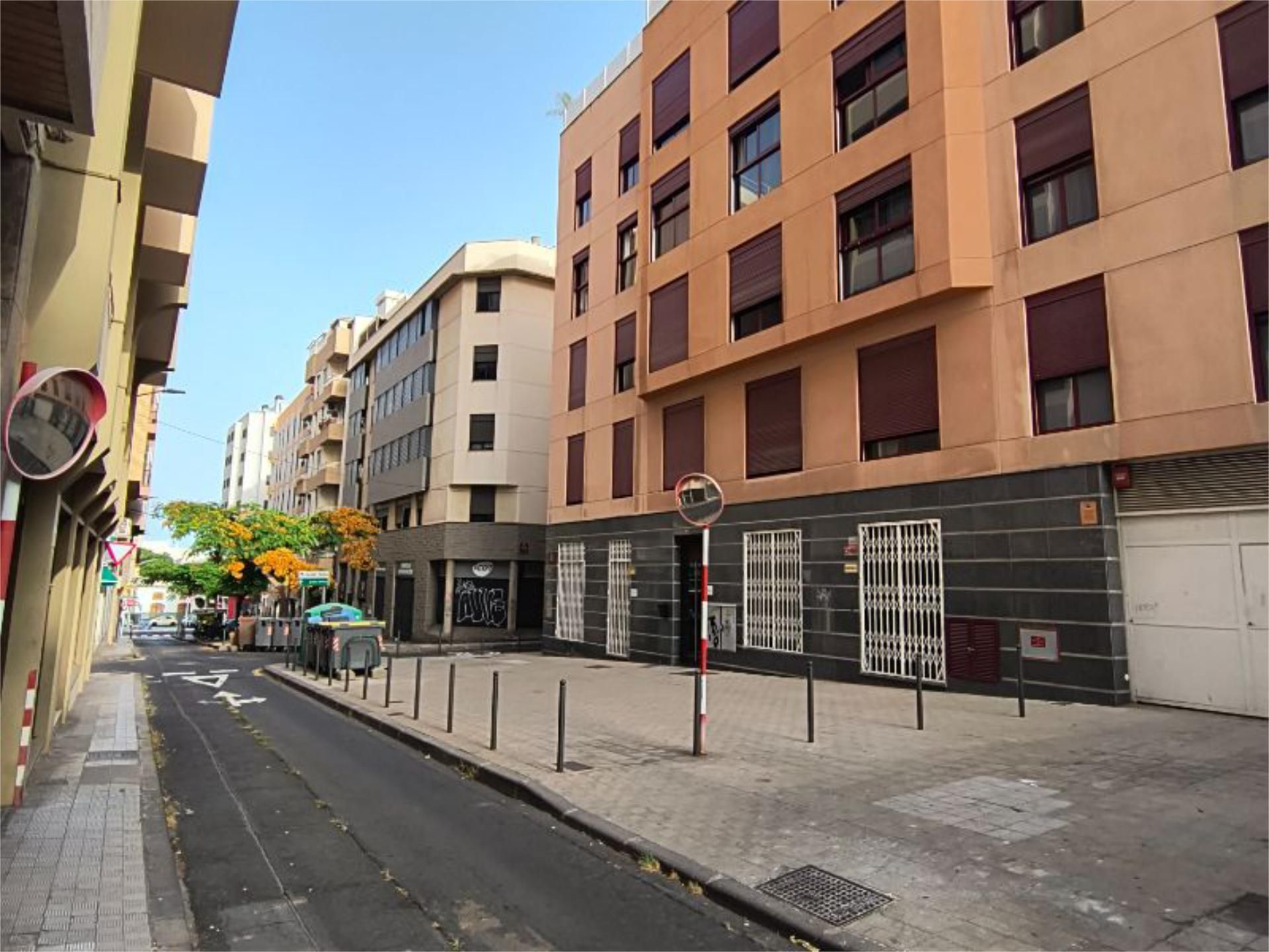 Exterior view of Box room to rent in  Santa Cruz de Tenerife Capital