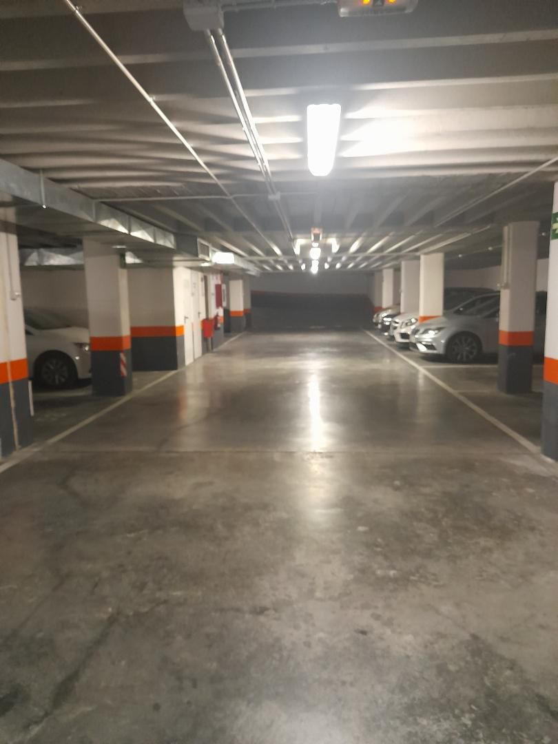 Aparcament de Garatge de lloguer en Etxebarri