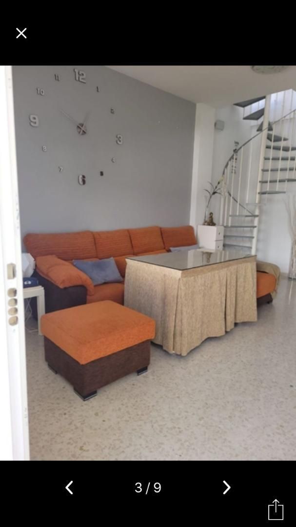 Sala d'estar de Apartament en venda en Villamanrique de la Condesa amb Aire condicionat, Terrassa i Piscina