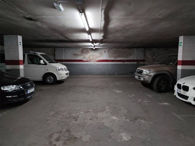 Garaje en Alquiler en Carrer d'Entença, 102 en La Nova Esquerra de l'Eixample