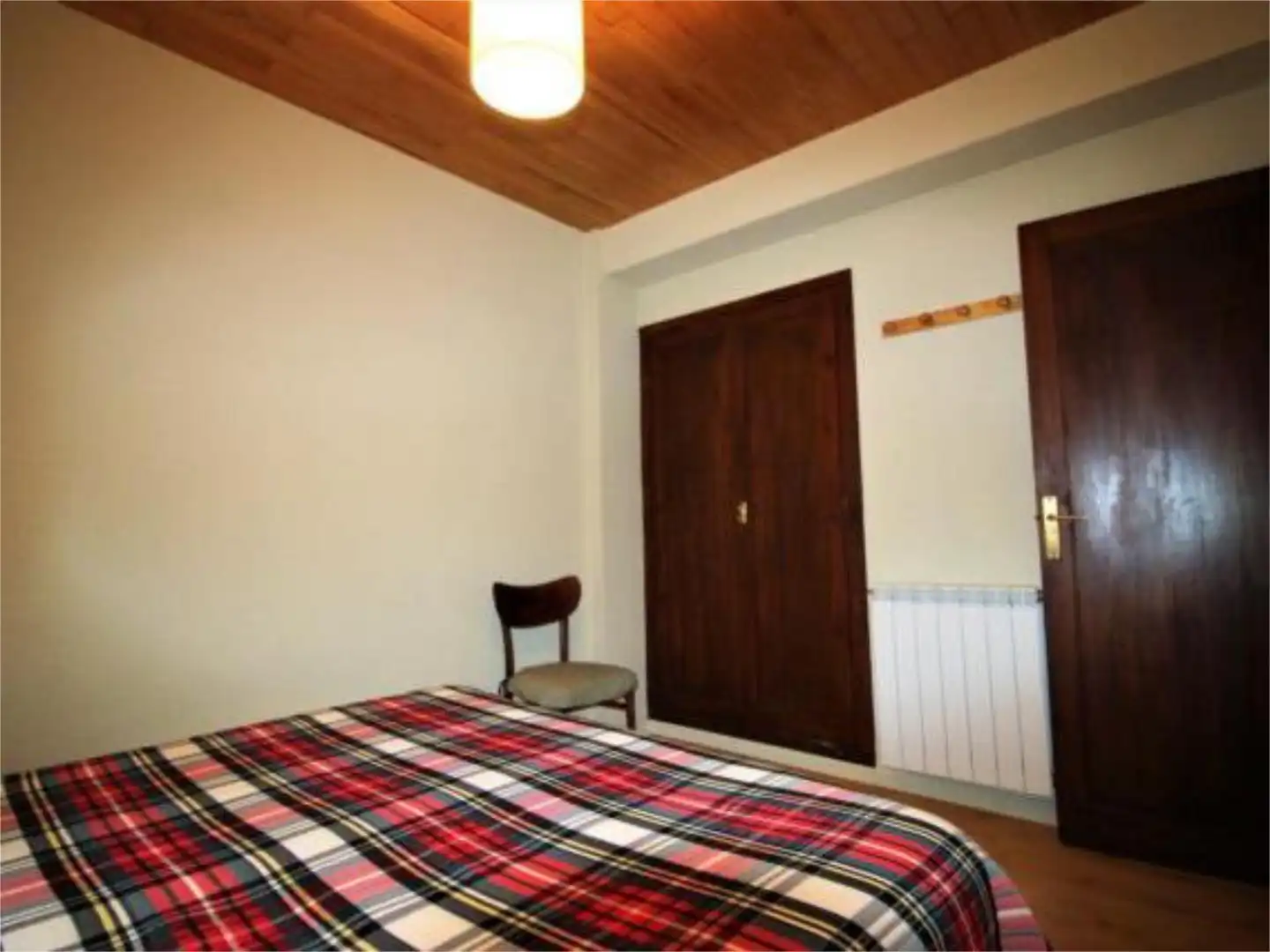 Wohnung zur Miete in Calle Bcandanchu, 16, Aisa Schlafzimmer von Wohnung zur Miete in Aisa mit Heizung, Privatgarten und Abstellraum