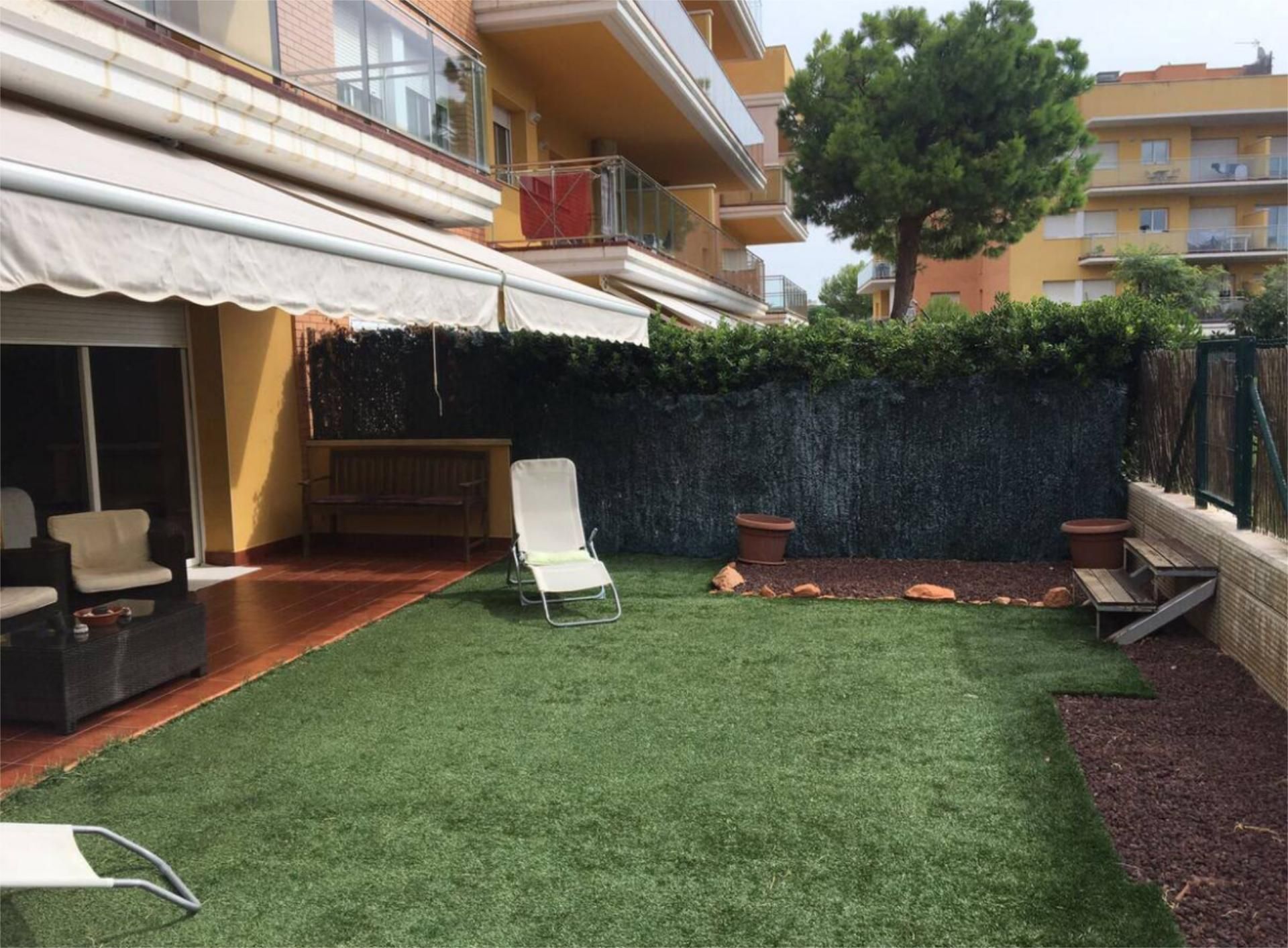 Garden of Flat for sale in Salou  with Air Conditioner, Terrace and Swimming Pool