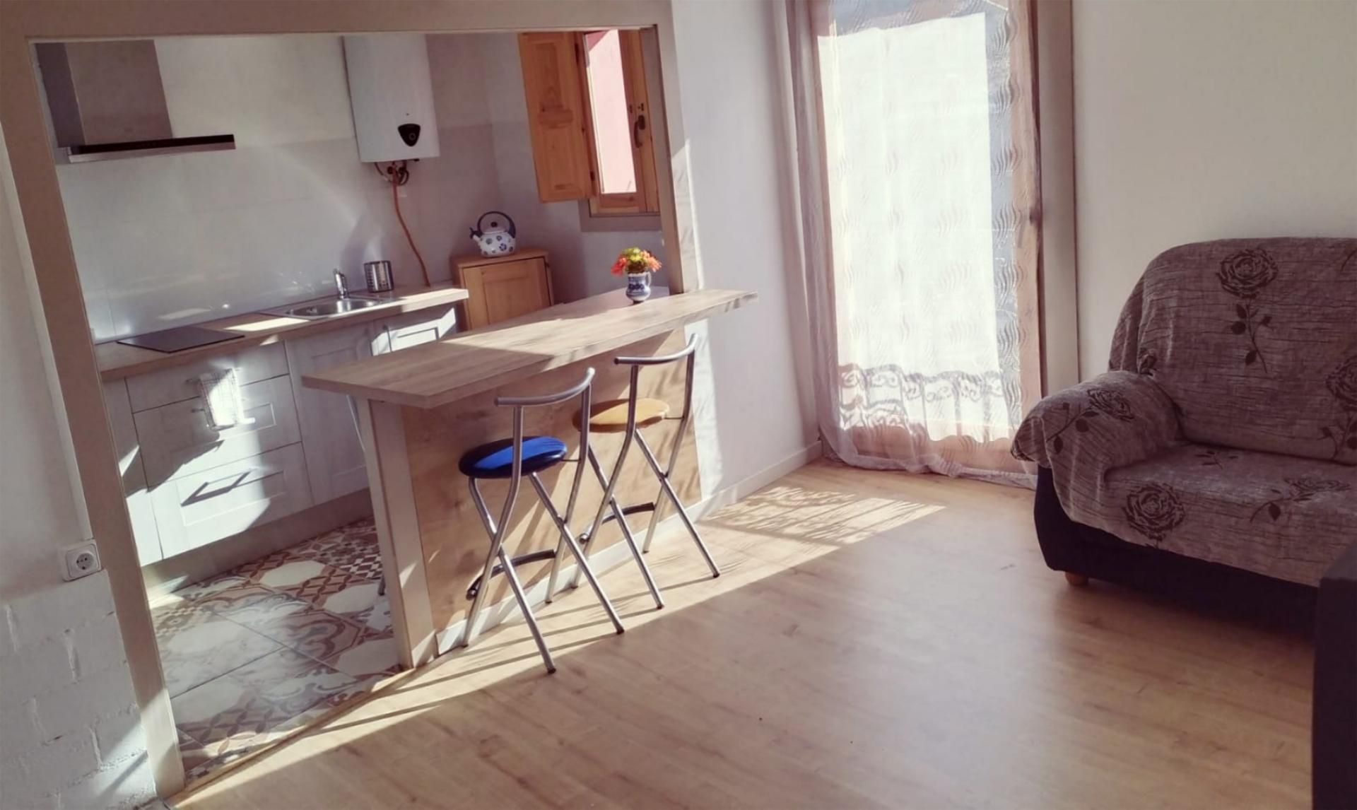 Bedroom of Flat to rent in Campdevànol  with Heating, Parquet flooring and Furnished