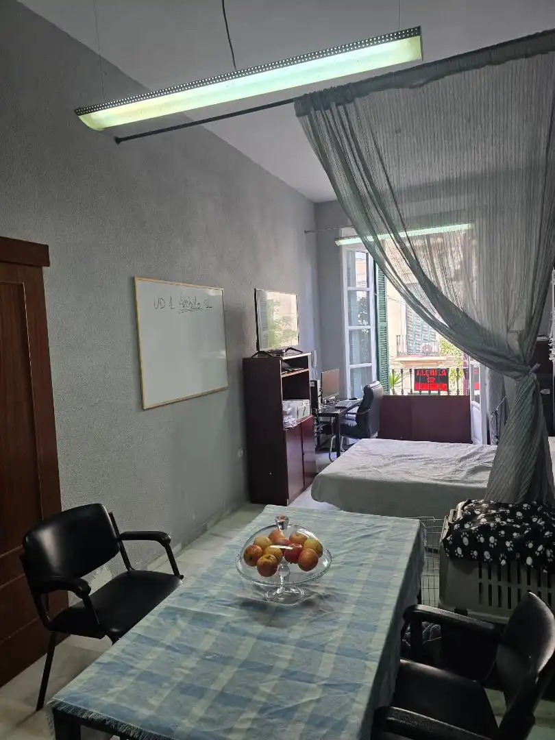 Habitación de Piso en venta en Melilla con Aire acondicionado, Terraza y Amueblado