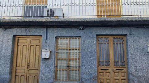 Foto 3 de Casa adosada en venta en Calle Mercado, 9, Bedmar y Garcíez, Jaén