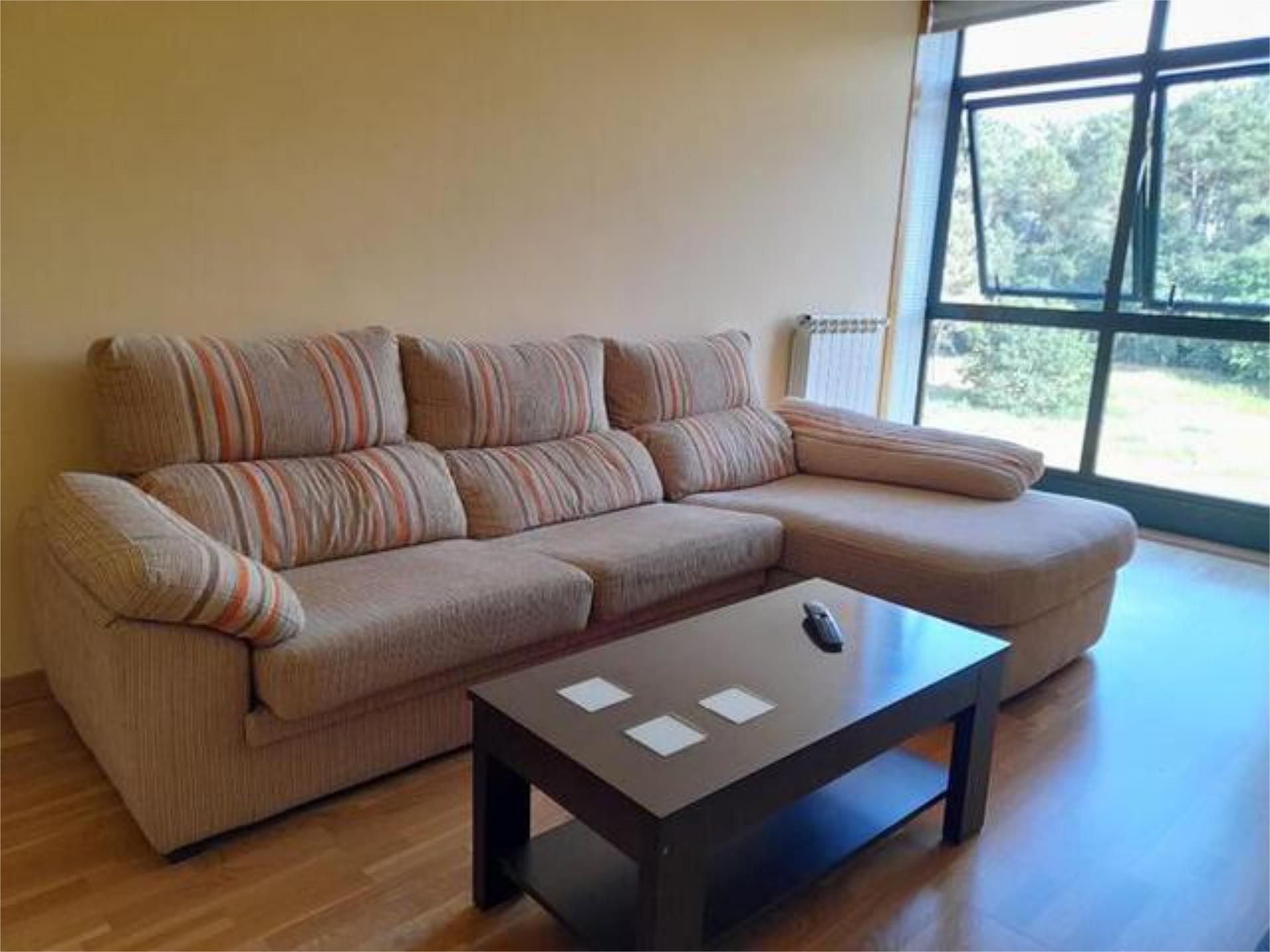 Living room of Flat to rent in Ames  with Heating, Storage room and Furnished