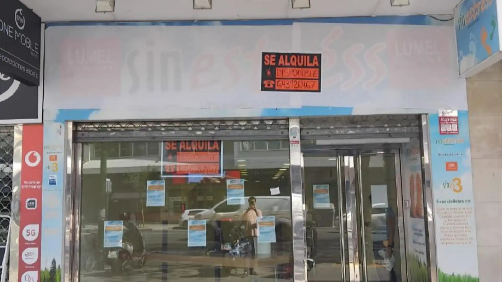 Local de alquiler en  Sevilla Capital con Aire acondicionado y Calefacción