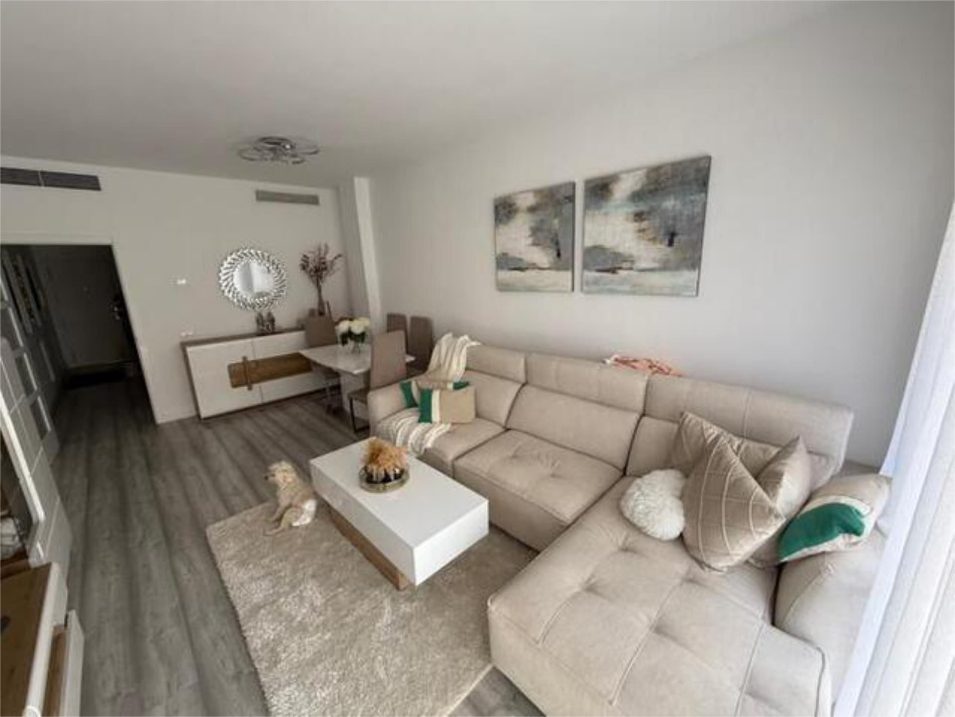 Sala d'estar de Apartament de lloguer en  Almería Capital amb Calefacció, Terrassa i Traster