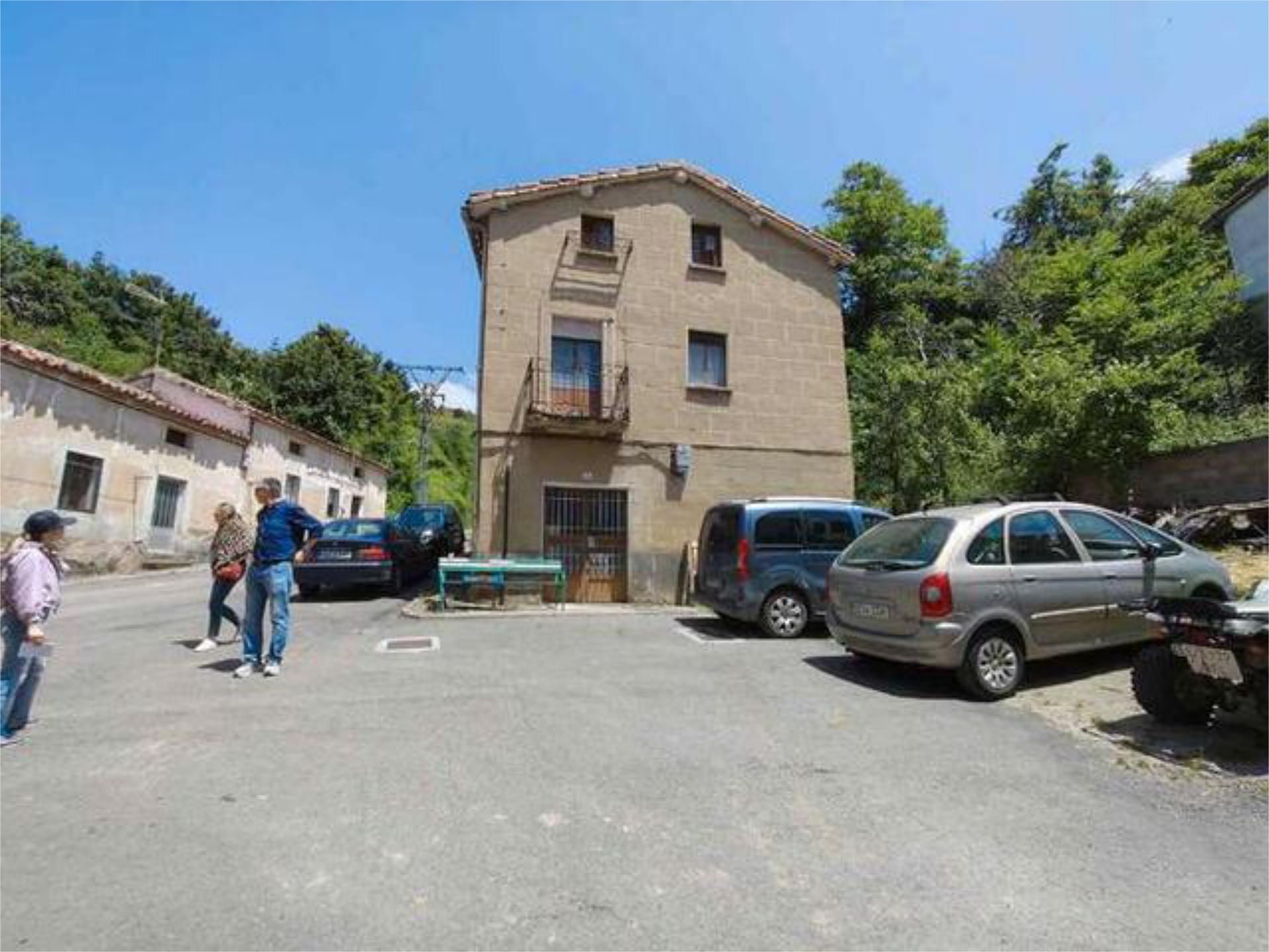 Exterior view of House or chalet for sale in Pradoluengo  with Private garden, Terrace and Storage room