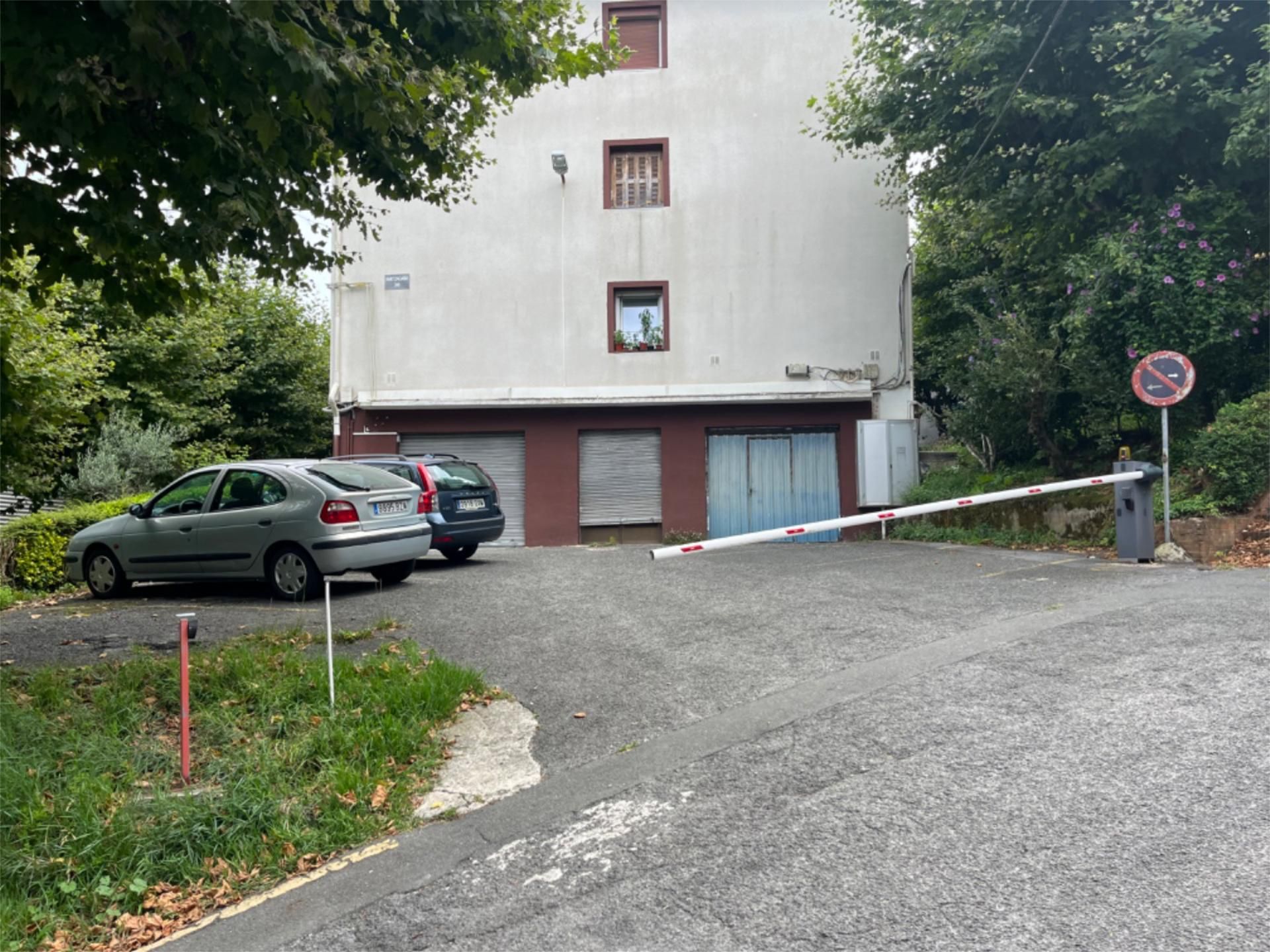 Aparcament de Pis en venda en Donostia - San Sebastián  amb Calefacció i Aparcament comunitari
